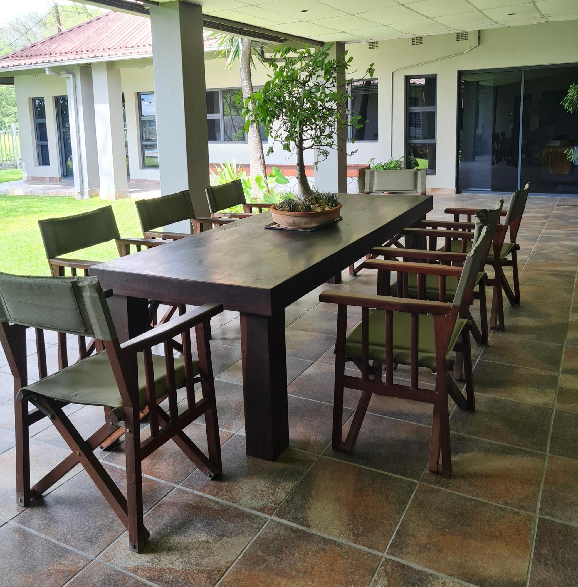Riverise Guesthouse Maun Exterior photo
